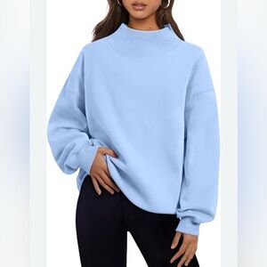 Trendy Queen Women's Size Medium Light Blue Mock Neck Long Sleeve Sweatshirt